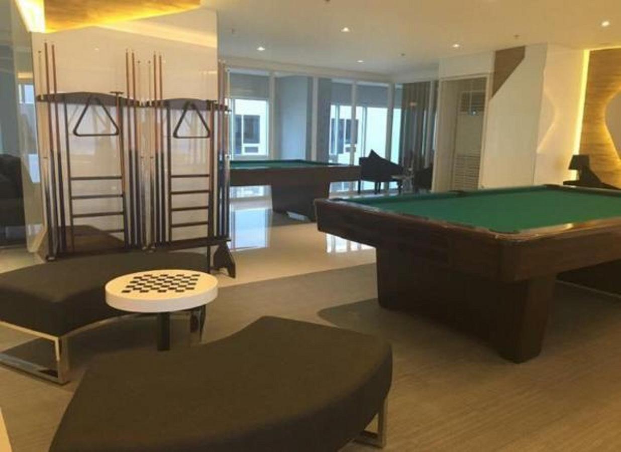 Stays At Green Residences 1 Studio Room Couples Bed With Complimentary Breakfast For 2 Манила Екстериор снимка